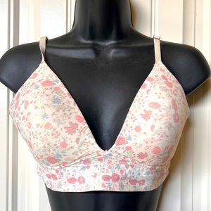 Lucky Brand 34C rosette wireless banded bra